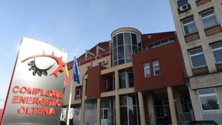 Complexul Energetic Oltenia are de incasat 2.3 milioane de lei de la Transelectrica, dar si o datorie la aceasta de 1.3 milioane de lei. Stingerea obligatiilor se va realiza prin compensare
