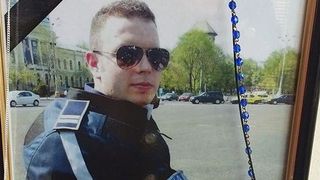 Mama lui Bogdan Gigina, dezvaluiri socante: "Am intrat si acolo am gasit un copil, copilul meu, complet desfigurat, cu gatul retezat! M-am prabusit la picioarele lui, sarutandu-le si strigindu-l!"