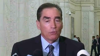 Petre Roman este iar deputat dupa ce si-a castigat acest drept in instanta. Ce salariu are de recuperat. Suma este imensa