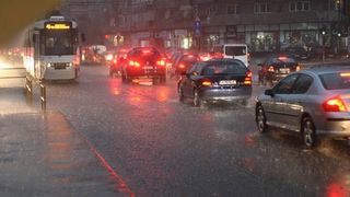 Ploile torentiale nu au mai inundat Bucurestiul. Apa Nova a reusit sa rezolve definitiv aceasta problema a Capitalei