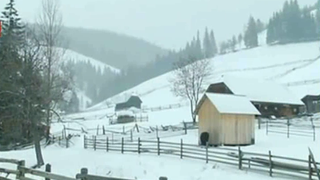 Romanii se pregatesc pentru vacanta de iarna. Pensiunile din Maramures sunt ocupate in proportie de aproape 100%. Ce surprize le-au pregatit proprietarii turistilor