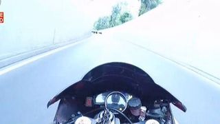 Traseul lui Bogdan Gigina, in coloana oficiala a lui Gabriel Oprea, reconstituit de catre un motociclist profesionist. Care sunt pericolele la care politistul s-a expus