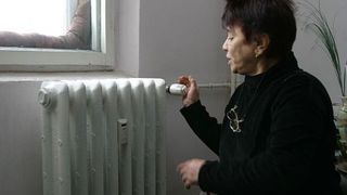 &Icirc;n oraşul Miercurea Ciuc se furnizează căldură. Temperaturile au ajuns la 4 grade Celsius