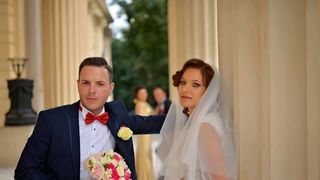 De ce tace sotia lui Bogdan Gigina? Raluca a ajuns "sa depinda" de cei care i-au trimis sotul pe "drumul mortii"! Femeia s-a angajat la Politia Rutiera pentru a plati ratele la un apartament