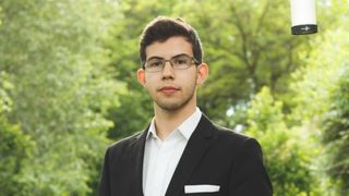 Romanul care a fost admis la cinci universitati de top a ales sa paraseasca Romania. Are 18 ani si o cariera stralucita in fata. Baiatul va merge la Oxford