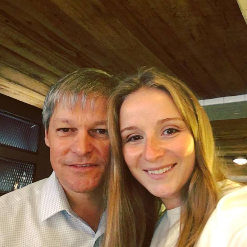 Dacian Ciolos a luat masa cu Andrada Morar