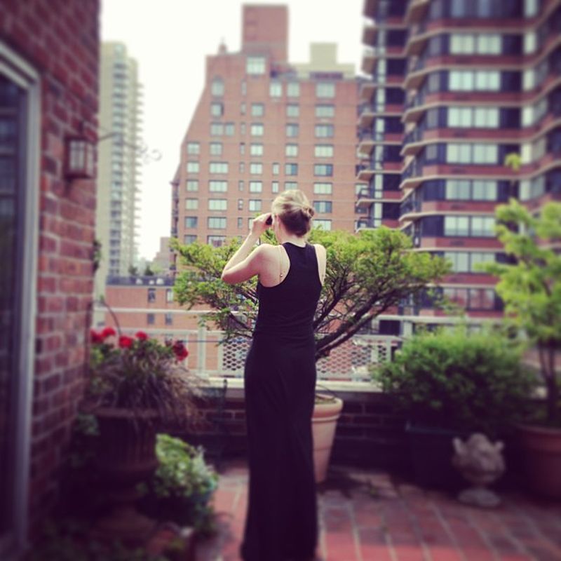 Ea locuieste in New York si conduce o companie de milioane de dolari