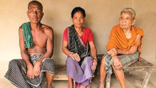 "M-am casatorit cu matusa mea si cu fiica ei!". Povestea bizara a unui barbat de 60 de ani care are o familie de mai bine de 45 de ani si cu sotia, si cu soacra lui