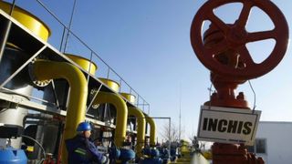 Bucurestiul poate ramane fara apa calda si caldura. ELCEN: "Vom sista furnizarea agentului termic daca Romgaz opreste livrarea gazelor"