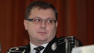 Fostul sef al Politiei Bihor, care a primit mobila drept spaga, are datorii mari la banci!