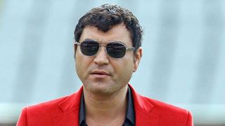 Fostul sef al clubului Dinamo a fost dus de urgenta la spital. Care ar fi adevaratul motiv