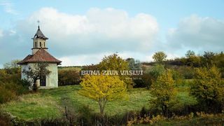 Vaslui: Fostul schit al părintelui Mina Dobzeu a ars &icirc;n urma unui incendiu provocat de către persoane necunoscute