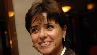 Cristiana, sotia lui Copos, se ocupa de cofetaria din Dorobanti a familiei