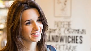 Alexandra, fiica lui Copos, a lasat afacerile din turism pentru a se dedica brutariilor si patiseriilor