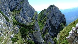 Doi turisti, sot si sotie, recuperati de jandarmii montani dupa ce s-au ratacit in Masivul Piatra Craiului