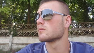 Barbatul care a accidentat mortal doi copii in Galati, apoi a fugit, a fost adus sub escorta in Romania