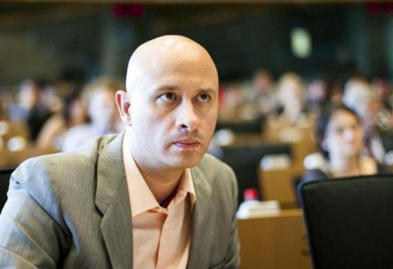 Sebastian Bodu vrea sa-i ia printului Paul numele de "Al Romaniei" din buletin