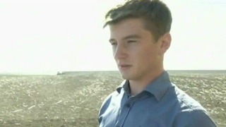 Doi verişori din Dolj au dat lovitura &icirc;n afaceri! Tinerii fermieri au inventat un sistem prin care au pus capăt furturilor, iar angajatii nu mai pierd vremea la munca