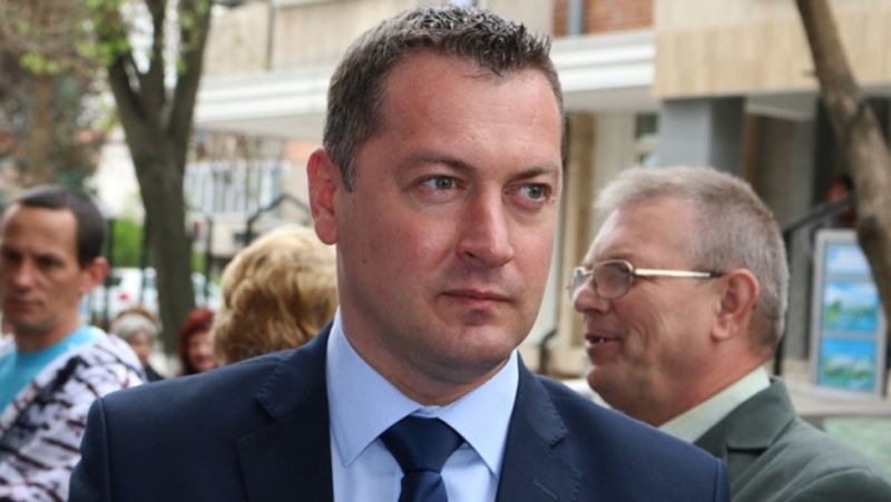 Deputatul Cornel Resmerita a strans 100.000 de euro din evenimentele familiei