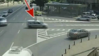 Cum au produs niste politisti din Iasi un accident rutier. Imaginile sunt mai tari ca in scenetele cu Garcea