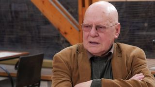 Fiul fostului ministru al Culturii Răzvan Theodorescu, găsit mort &icirc;n locuinţa din comuna argeşeană Corbeni