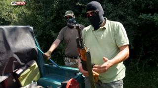 Cei trei &bdquo;traficanţi de arme&ldquo; din reportajul Sky News, eliberaţi din arest preventiv