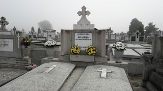 Ce se intampla acum in cimitirul din Sibiu unde va fi inmormantata mama lui Carmen Iohannis! Cum s-au pregatit angajatii lacasului pentru evenimentul extrem de important