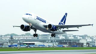 Avioanele TAROM, mai vechi decat masinile romanilor! Media de varsta a flotei aeriene este de 16 ani!