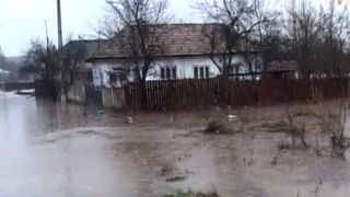 Cod roşu de inundaţii pentru judeţul Galaţi