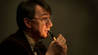 Horia Roman Patapievici castiga de patru ori mai putin decat sotia lui! Nevasta scriitorului, Ioana, aduce in casa 17000 de lei pe luna