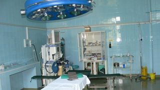 Situatie inedita la Materinitatea din Fagaras. Unei femei i s-a spus ca a nascut un baietel, dar a doua zi a descoperit ca era vorba de o fetita. "Eu imi vreau baiatul inapoi!"