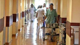 Ancheta la spitalul Judetean de Urgenta Sibiu dupa ce o infirmiera a murit in timpul programului
