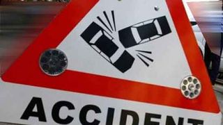 Trei persoane au fost ranite intr-un accident produs pe DN1. Accidentul a fost produs din cauza carosabilului ud