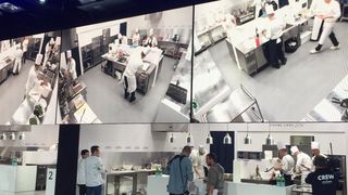 Imagine din targul de la Paris (foto: facebook Adi Hadean)