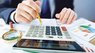 Scutiri de taxe pentru studenţii care vor să &icirc;nfiinţeze o afacere proprie. Ce condiţii trebuie să respecte