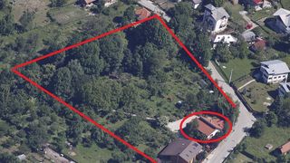 Asa arata domeniul de la Cornu al lui Ponta. Gradina este uriasa, iar vila sub sechestru este cea din medalion