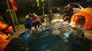 Protestul unionistilor s-a incheiat. George Simion, liderul tinerilor care vor unirea Basarabiei cu Romania: "Fraţii basarabeni vor porni spre casa". Ce au obtinut in urma manifestatiei