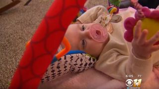 El este bebelusul care s-a nascut de doua ori