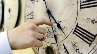 Trecem la ora de iarna. Cand se da ceasul inapoi