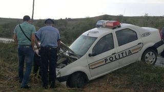 Imagini care arata de ce nu e bine sa uiti sa tragi frana de mana atunci cand parchezi!