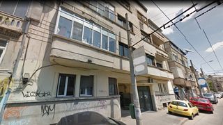 Aceasta este cladirea in care are domiciliul Marian Munteanu