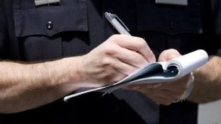 Percheziţii la subprefectul de Giurgiu şi la mai mulţi funcţionari care au sprijinit o platformă fantomă de amenzi online