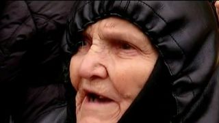 Bunica Niculina are 85 de ani si ar face orice sa ajunga la Moastele Sf&acirc;ntului Dumitru. Nici varsta inaintata, nici frigul nu o sperie. Ce o ajuta sa treaca peste toate