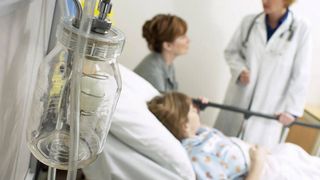 11 copii din Braila au ajuns la spital cu simptome de toxiinfectie alimentara dupa ce au mancat la hramul unei biserici