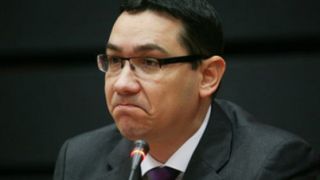Instanta a decis retragerea titlului de doctor &icirc;n cazul lui Victor Ponta. Decizia nu este definitiva