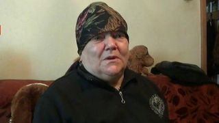 A primit un telefon de la fiica ei care i-a spus: "Mama, sunt la spital, m-a calcat masina si mi-a rupt coloana". Cum a ramas aceasta femeie fara 10.000 de euro. Inselatorie in stil mare