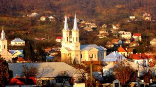 Un oraş din România are străzile pavate cu aur. "Oriunde ai păşi, sigur găseşti o cantitate mică de aur"