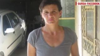 O femeie din Dambovita a murit in baie in timp ce isi vopsea parul. Fiul cel mic a descoperit-o prabusita in cada