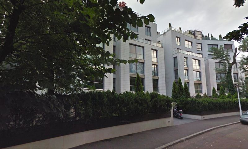 Aici locuieste Vasile Blaga