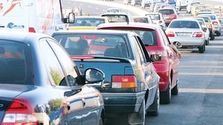 Trafic ingreunat pe mai multe drumuri din tara. Se circula in coloana pe Valea Prahovei si la intrarea in Bucuresti de pe A1